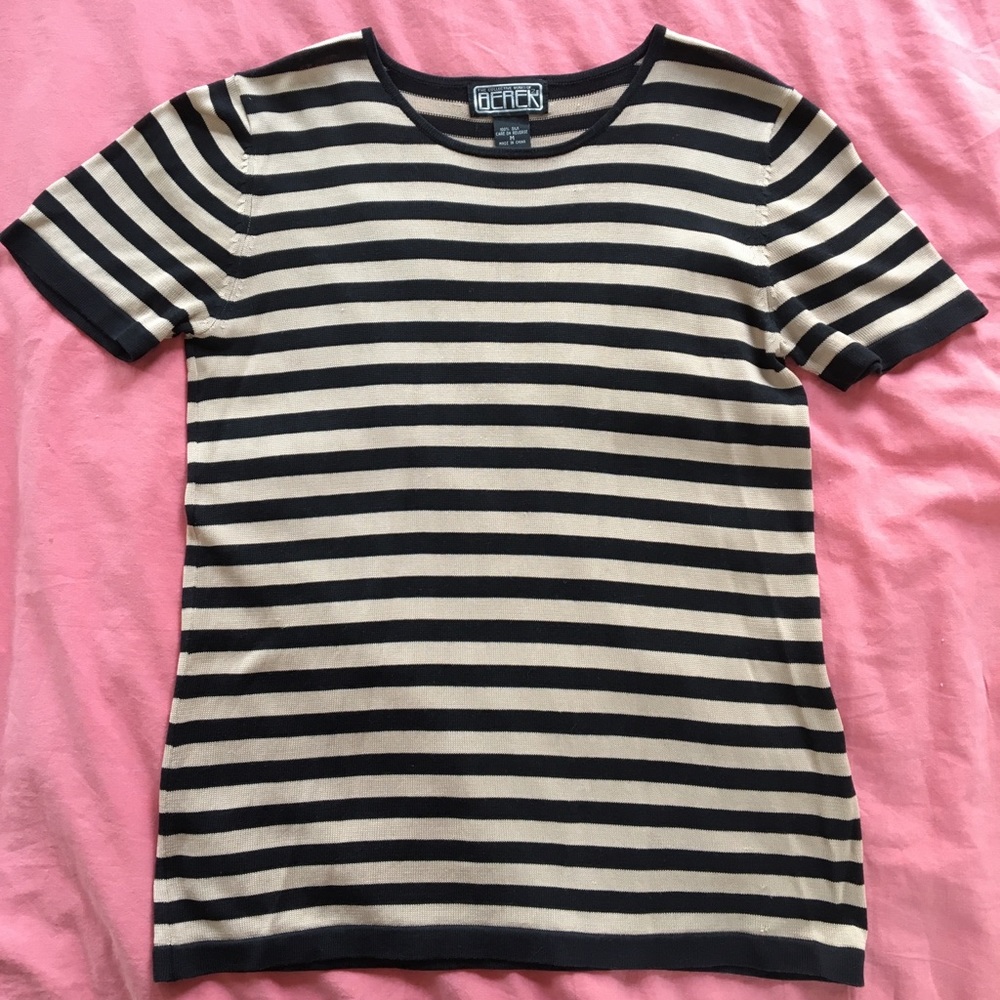 vintage 90s/00s short-sleeved silk knit tshirt